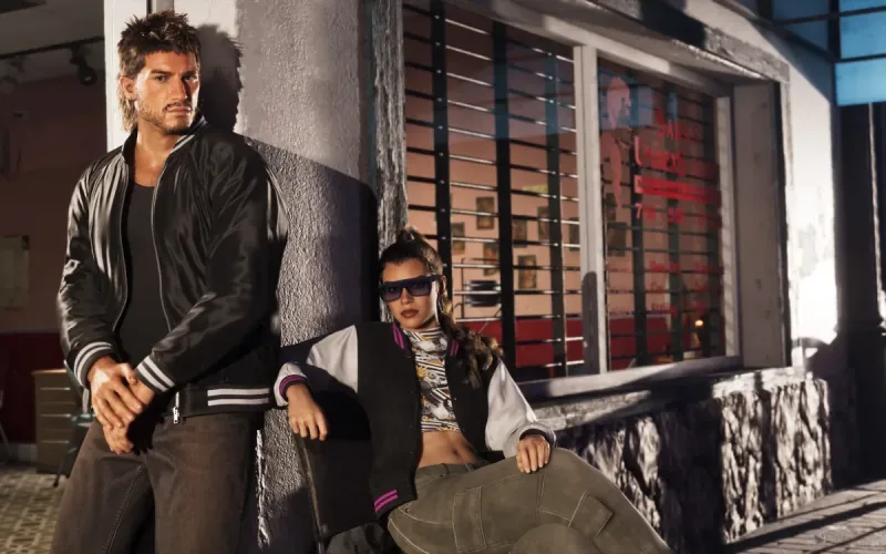 Sara's Unisex Salon: Jason und Lucia am Eingang des Friseurs aus der Ultimate Edition. Bild: Rockstar Games